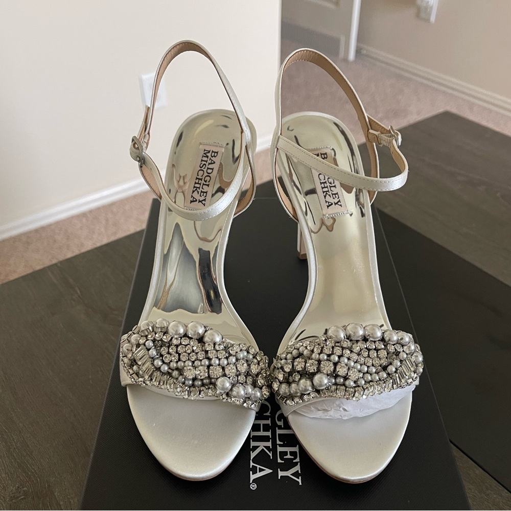 Badgley Mischka Odelia Wedding Heel